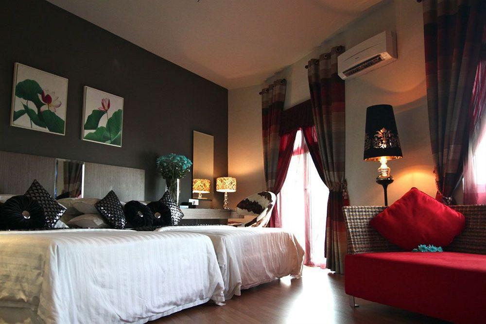 Arenaa Deluxe Hotel Malacca Buitenkant foto