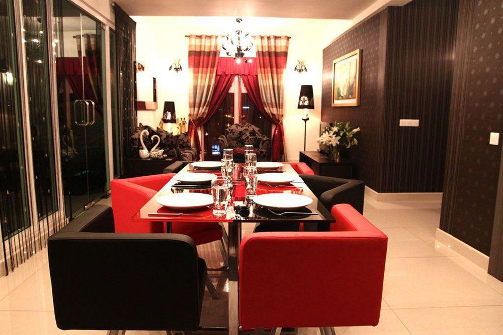Arenaa Deluxe Hotel Malacca Buitenkant foto